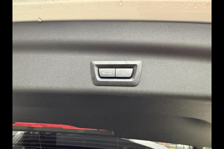 BMW X1 xDrive25e M SPORT TREKHAAK PANO