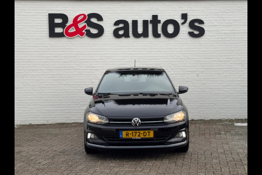 Volkswagen Polo 1.0 TSI Highline Adaptive cruise Climate control Navigatie DAB Bluetooth Parkeersensoren voor en achter