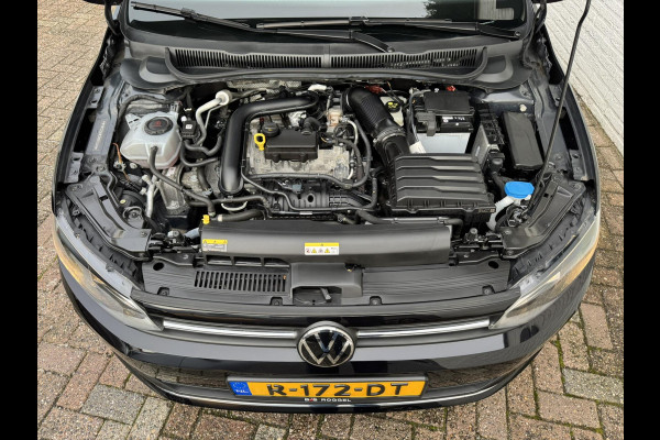 Volkswagen Polo 1.0 TSI Highline Adaptive cruise Climate control Navigatie DAB Bluetooth Parkeersensoren voor en achter