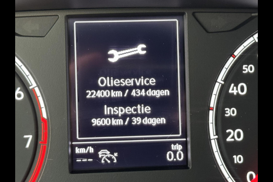 Volkswagen Polo 1.0 TSI Highline Adaptive cruise Climate control Navigatie DAB Bluetooth Parkeersensoren voor en achter