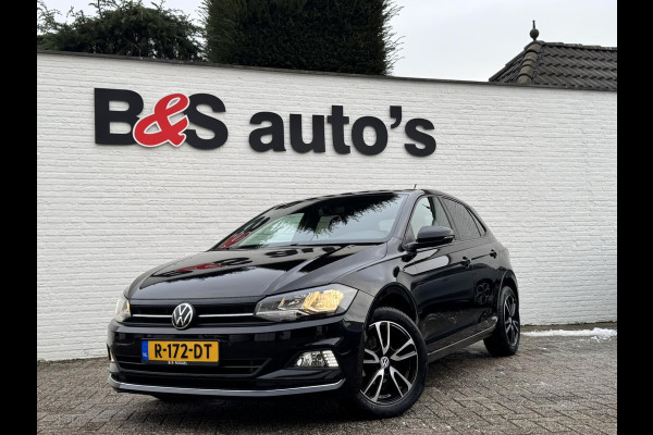 Volkswagen Polo 1.0 TSI Highline Adaptive cruise Climate control Navigatie DAB Bluetooth Parkeersensoren voor en achter