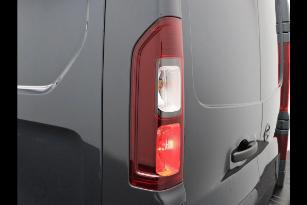 Nissan Primastar 2.0 dCi L2H1 N-Connecta Ook beschikbaar in WIT