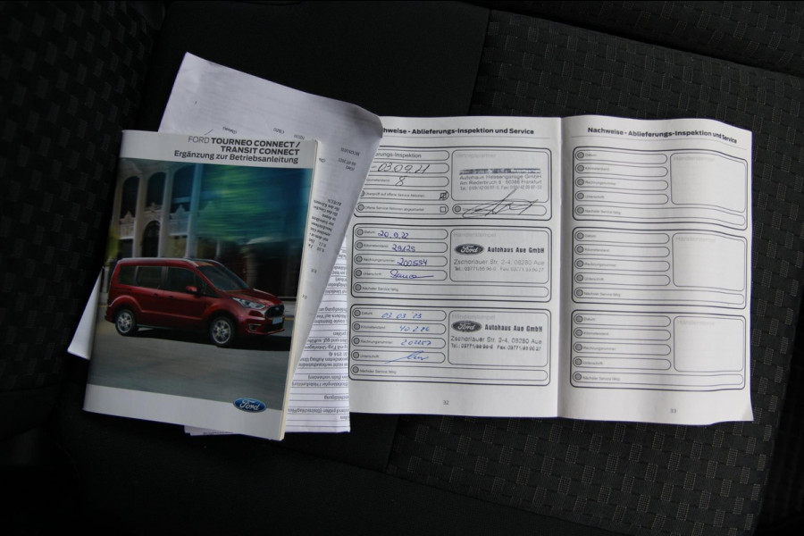 Ford Transit Connect 1.5 EcoBlue L2 Trend 120PK Automaat / Camera / Trekhaak / 3 zits