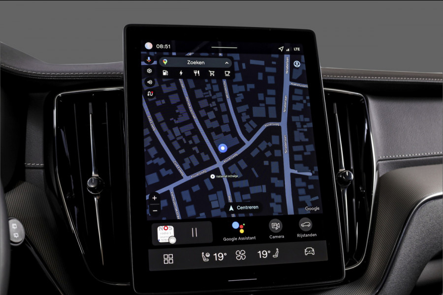 Volvo XC60 2.0 T8 Plug-in hybrid AWD Plus Black Edition - Facelift MY26 | S/K Panodak | Dig.Cockpit | Adapt.Cruise | Harman/Kardon | Stoel-+Stuurverw. | Elek. stoelen | 360 Camera | NAV+App.Connect | ECC | LM 21" | 2481