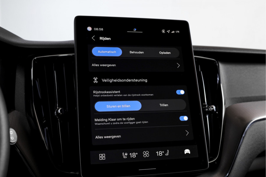 Volvo XC60 2.0 T8 Plug-in hybrid AWD Plus Black Edition - Facelift MY26 | S/K Panodak | Dig.Cockpit | Adapt.Cruise | Harman/Kardon | Stoel-+Stuurverw. | Elek. stoelen | 360 Camera | NAV+App.Connect | ECC | LM 21" | 2481