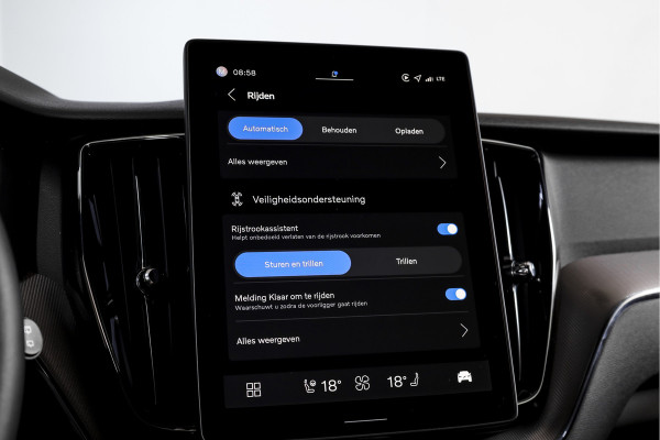Volvo XC60 2.0 T8 Plug-in hybrid AWD Plus Black Edition - Facelift MY26 | S/K Panodak | Dig.Cockpit | Adapt.Cruise | Harman/Kardon | Stoel-+Stuurverw. | Elek. stoelen | 360 Camera | NAV+App.Connect | ECC | LM 21" | 2481