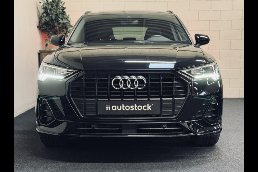 Audi Q3 35 TFSI S edition 2x S-Line | Panorama | Leder | Camera