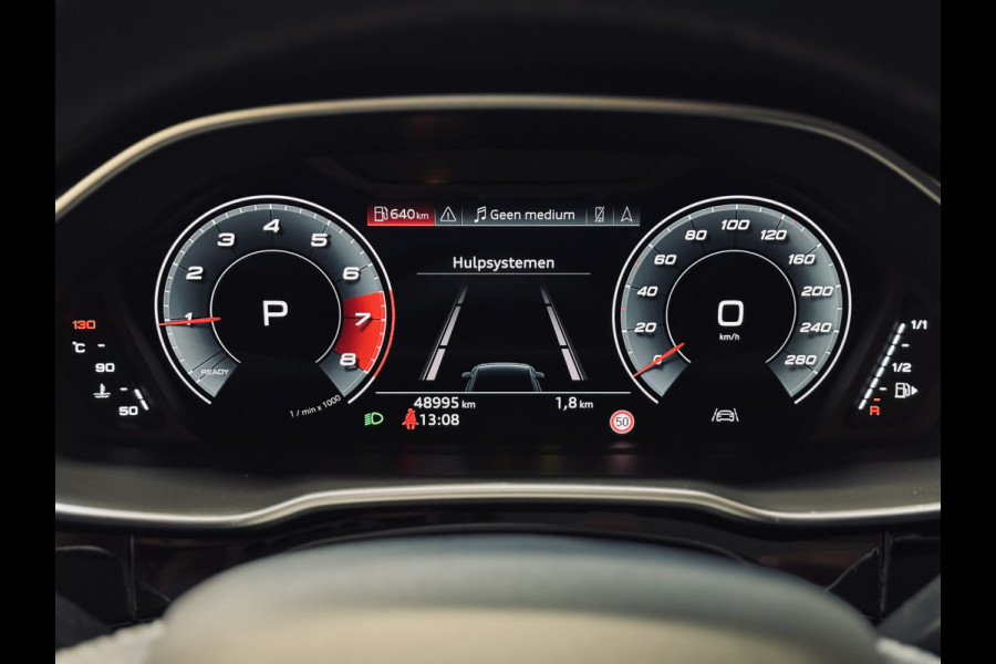 Audi Q3 35 TFSI S edition 2x S-Line | Panorama | Leder | Camera