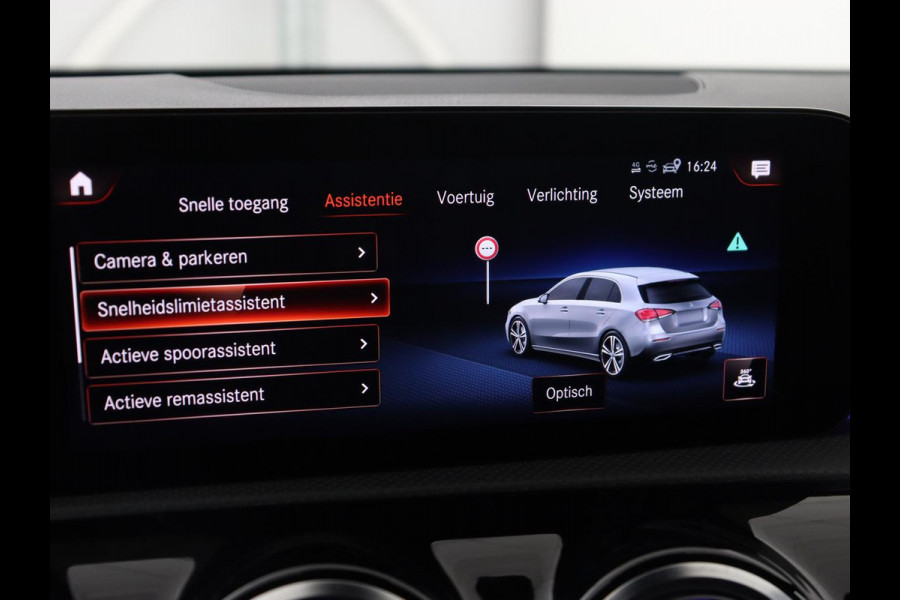 Mercedes-Benz A-Klasse 250e AMG Limited | Panoramadak | Stoelverwarming | Matrix LED | Memory | Carplay | Keyless | Camera | Navigatie | Full LED | PHEV | Plug In