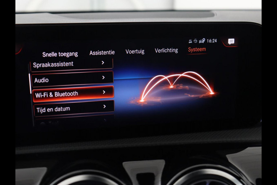 Mercedes-Benz A-Klasse 250e AMG Limited | Panoramadak | Stoelverwarming | Matrix LED | Memory | Carplay | Keyless | Camera | Navigatie | Full LED | PHEV | Plug In