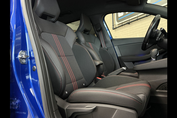 Renault Clio 1.3 TCe 130pk R.S. Line | Groot Navi | 17" | Camera | PDC V+A | Carplay | Led |