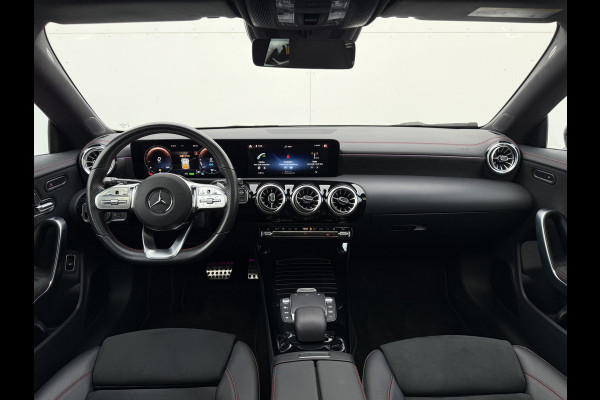 Mercedes-Benz CLA-Klasse Shooting Brake 250 e Business Solution AMG | Pano | Trekhaak | Memory | Camera | ACC | LED