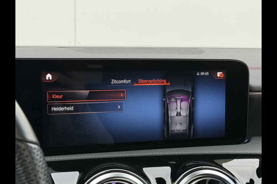 Mercedes-Benz CLA-Klasse Shooting Brake 250 e Business Solution AMG | Pano | Trekhaak | Memory | Camera | ACC | LED