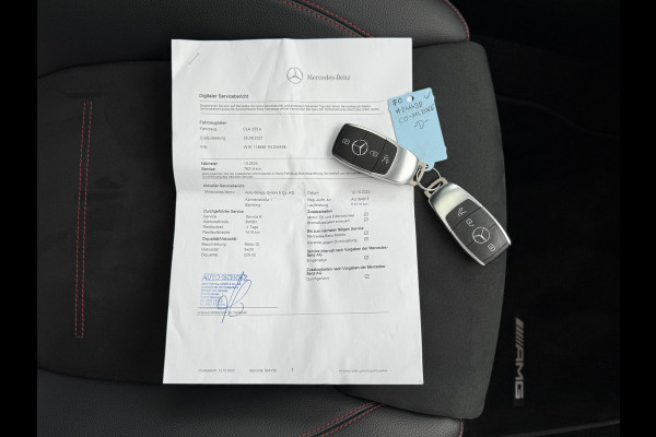 Mercedes-Benz CLA-Klasse Shooting Brake 250 e Business Solution AMG | Pano | Trekhaak | Memory | Camera | ACC | LED