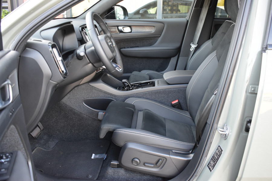 Volvo C40 Twin Ultimate 408PK 78 kWh | 360 Camera | H&K | Nubuck | ACC | Blis | 20"LMV