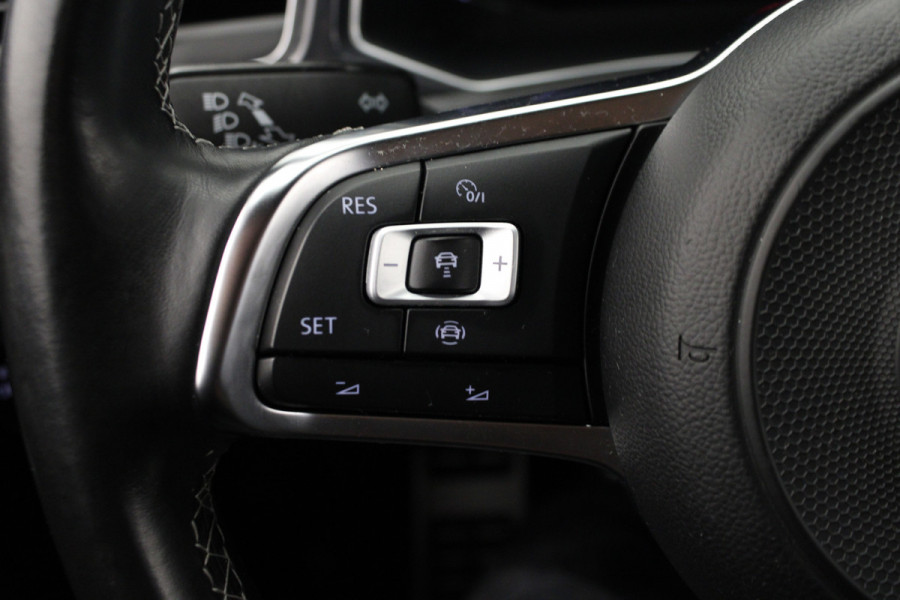 Volkswagen T-Roc 1.5 TSI Sport |R-Line||Camera|Navi|