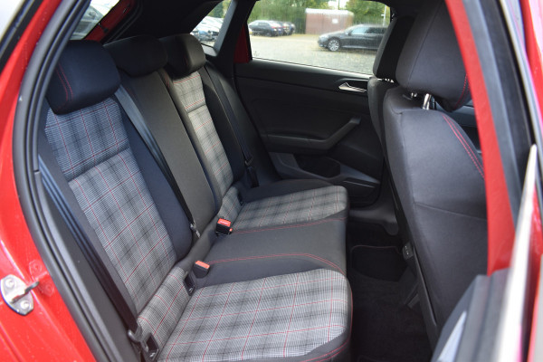 Volkswagen Polo GTI 2.0 TSI 210PK DSG VIRTUAL/LED/CARPLAY FABRIEKS GARANTIE