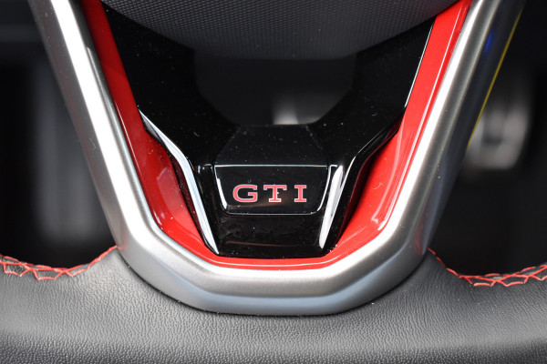 Volkswagen Polo GTI 2.0 TSI 210PK DSG VIRTUAL/LED/CARPLAY FABRIEKS GARANTIE