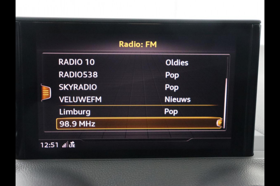 Audi Q2 30 TFSI epic | Full LED | Sportstoelen | Navigatie | Climate control | Cruise control | Parkeerhulp | Bluetooth