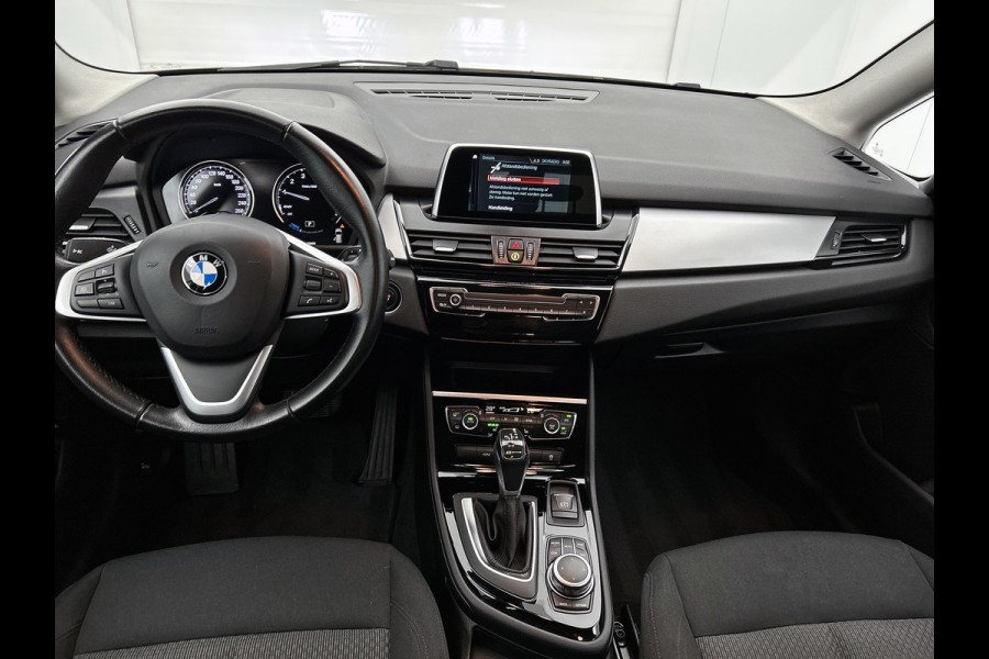 BMW 2 Serie Active Tourer 225xe iPerformance | AchterCAM | StoelverW | CruiseC | Goed onderH |