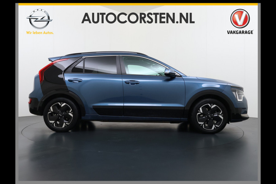 Kia Niro EV ExecutiveLine 64.8 kWh Trekhaak Leder SOH 98.5% Schuif-/kanteldak Adap.Cruise Camera Head-Up Display Apple Carplay Android Auto  Elek.Stoelen-Verwarmd/gekoeld+Memory Elek.Achterklep Stuurverwarming Lane Assist DAB 1e Eigenaar Origineel Nederlandse Auto Fabrieksgarantie tot 25-10-2029/150.000km € 50.000 nieuw!
