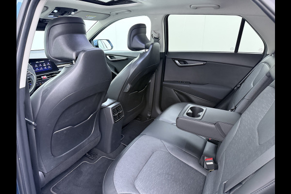 Kia Niro EV ExecutiveLine 64.8 kWh Trekhaak Leder SOH 98.5% Schuif-/kanteldak Adap.Cruise Camera Head-Up Display Apple Carplay Android Auto  Elek.Stoelen-Verwarmd/gekoeld+Memory Elek.Achterklep Stuurverwarming Lane Assist DAB 1e Eigenaar Origineel Nederlandse Auto Fabrieksgarantie tot 25-10-2029/150.000km € 50.000 nieuw!