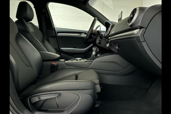 Audi A3 Sportback 35 TFSI 150PK S-Line Black Edition Virtual