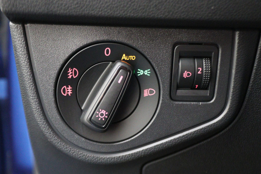 Volkswagen Polo 1.0 TSI Comfortline Business Virtual Cockpit, Climate, ACC, Apple Carplay, Afn. Trekhaak, PDC