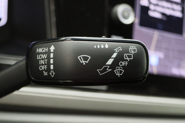 Volkswagen Polo 1.0 TSI Comfortline Business Virtual Cockpit, Climate, ACC, Apple Carplay, Afn. Trekhaak, PDC