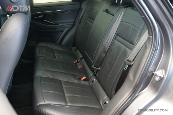 Land Rover Range Rover Evoque 2.0 P200 AWD R-Dynamic | Panorama | Meridian | Camera