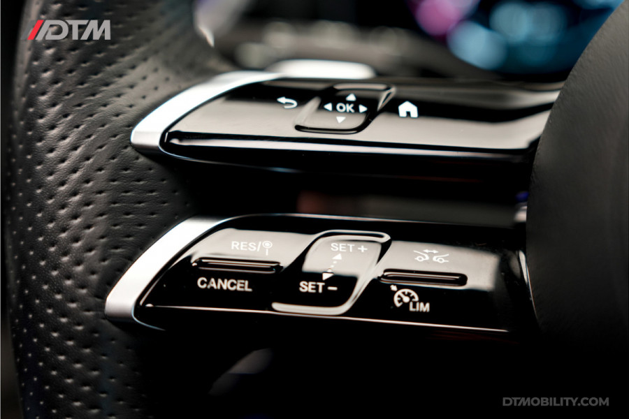 Mercedes-Benz C-Klasse 200 AMG | Vol optie! | Burmester | Pano