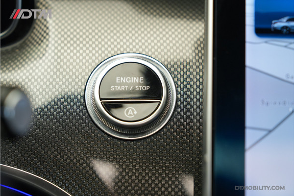 Mercedes-Benz C-Klasse 200 AMG | Vol optie! | Burmester | Pano