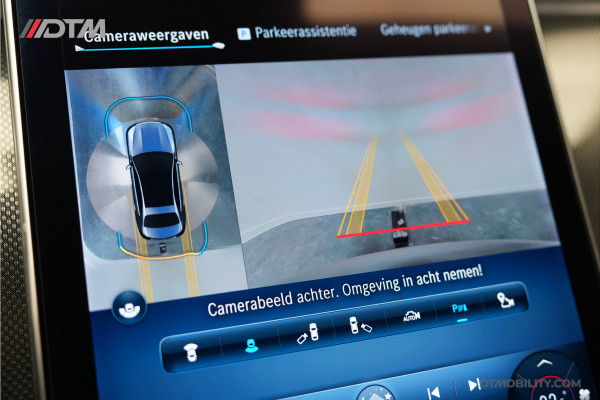 Mercedes-Benz C-Klasse 200 AMG | Vol optie! | Burmester | Pano