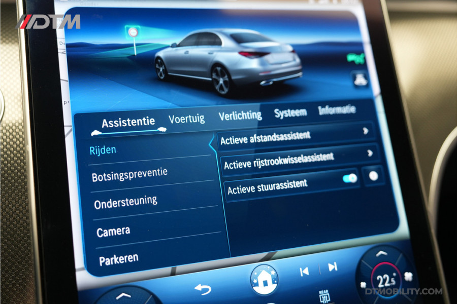 Mercedes-Benz C-Klasse 200 AMG | Vol optie! | Burmester | Pano