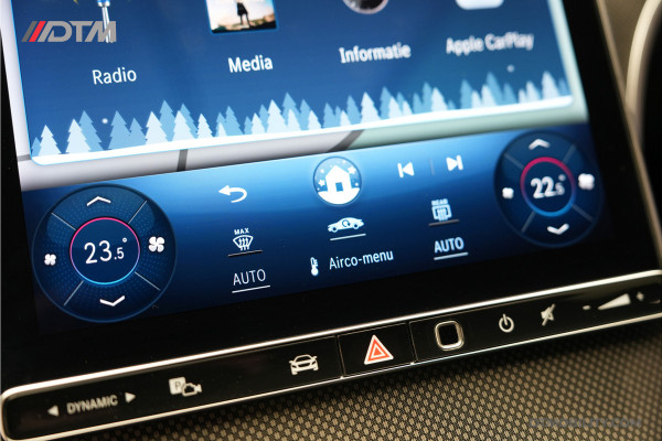 Mercedes-Benz C-Klasse 200 AMG | Vol optie! | Burmester | Pano