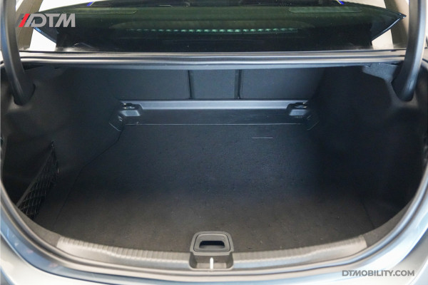 Mercedes-Benz C-Klasse 200 AMG | Vol optie! | Burmester | Pano