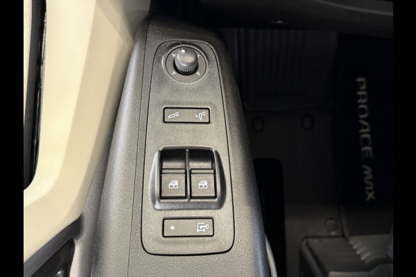 Toyota Proace MAX 2.2 D-4D L2H2 3.5t Navigator