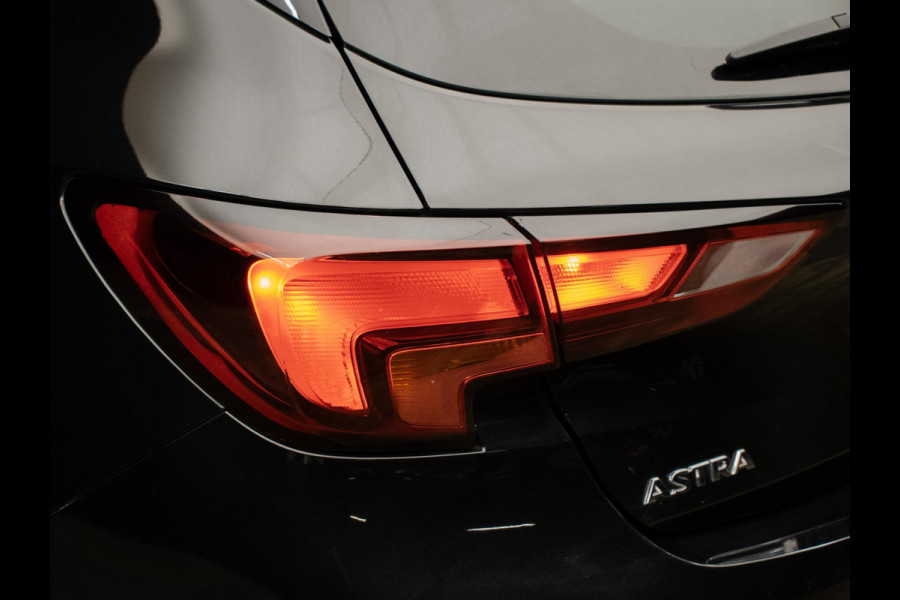 Opel Astra 1.0 Online Edition Sport (APPLE CARPLAY,NAVI,CLIMATE,CRUISE,PDC,ELEKTRISCH PAKKET,SPORTSTOELEN,LM VELGEN,NETTE STAAT)