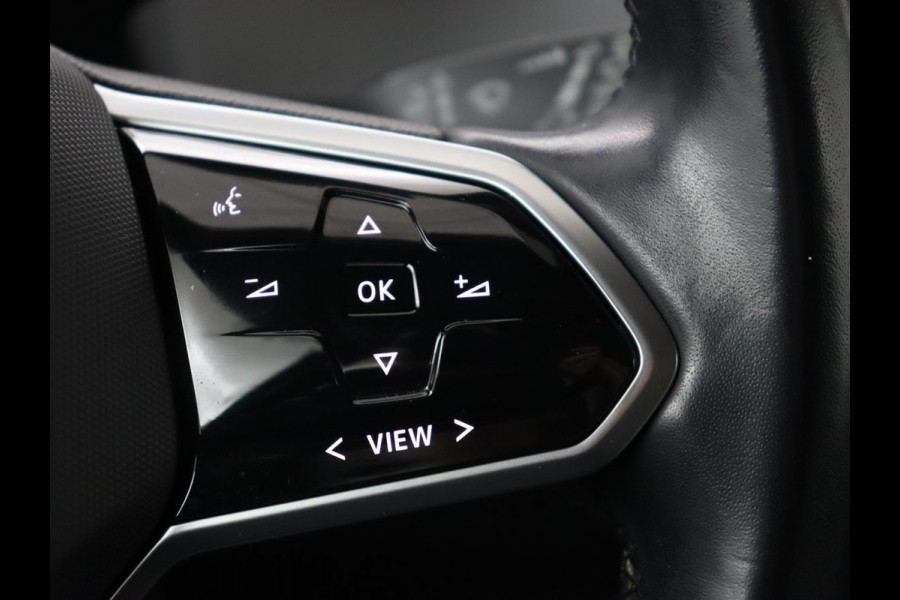 Volkswagen ID.3 58 kWh | Stoel & stuurverwarming | Matrix LED | Adaptive cruise | Carplay | Sfeerverlichting | Camera | Navigatie | DAB | Keyless | Parkeerhulp