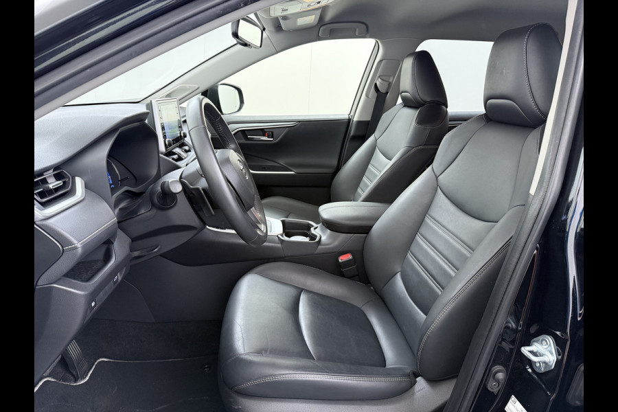 Toyota RAV4 2.5I 218PK Hybrid Automaat Leder Apple Carplay Android Auto Navi Dual Ecc JBL®-Audio Adap.Cruise Camera Business Plus Keyless Elek.Achterklep Stoelverwarming Elek.Stoel Lane Assist Wifi Led Lmv 18" Regensensor DAB 1e Eigenaar Origineel Nederlandse Auto