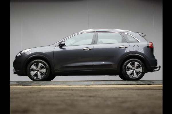 Kia Niro 1.6 GDi Hybrid DynamicLine Sport (APPLE CARPLAY,NAVI,CAMERA,PDC,CRUISE,TREKHAAK,LED,SPORTSTOELEN,LM VELGEN,NETTE STAAT)