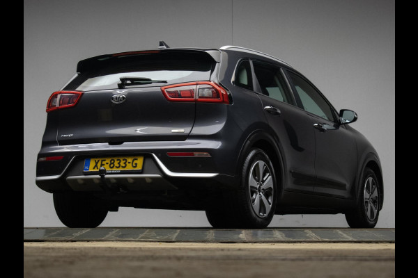 Kia Niro 1.6 GDi Hybrid DynamicLine Sport (APPLE CARPLAY,NAVI,CAMERA,PDC,CRUISE,TREKHAAK,LED,SPORTSTOELEN,LM VELGEN,NETTE STAAT)