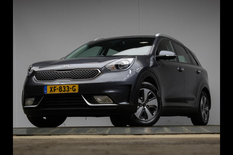 Kia Niro 1.6 GDi Hybrid DynamicLine Sport (APPLE CARPLAY,NAVI,CAMERA,PDC,CRUISE,TREKHAAK,LED,SPORTSTOELEN,LM VELGEN,NETTE STAAT)