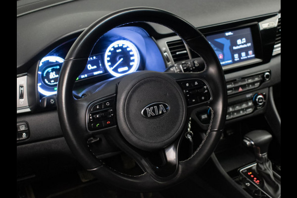 Kia Niro 1.6 GDi Hybrid DynamicLine Sport (APPLE CARPLAY,NAVI,CAMERA,PDC,CRUISE,TREKHAAK,LED,SPORTSTOELEN,LM VELGEN,NETTE STAAT)