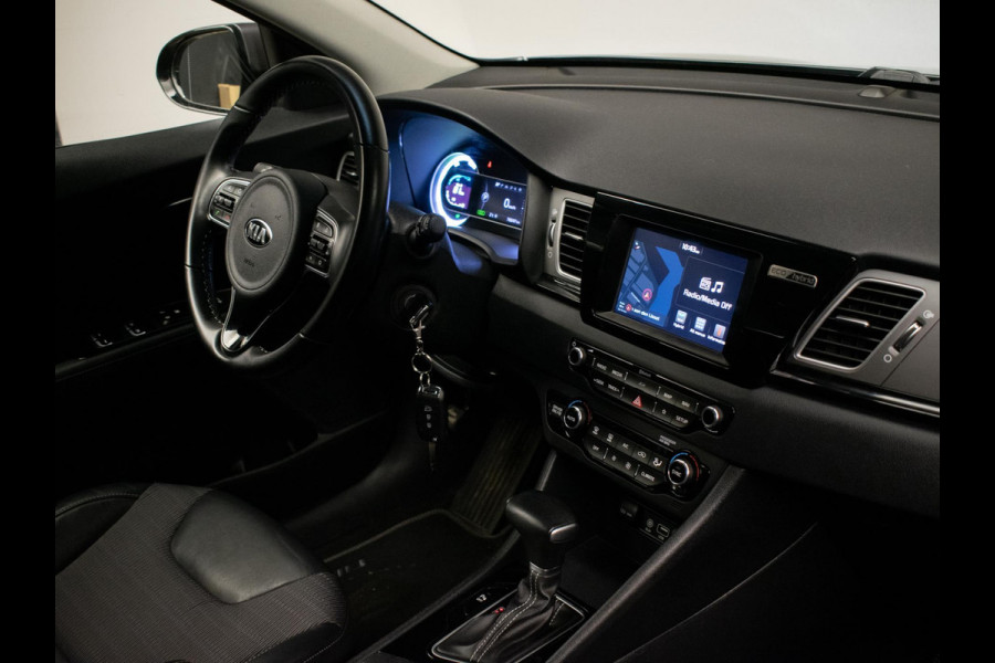 Kia Niro 1.6 GDi Hybrid DynamicLine Sport (APPLE CARPLAY,NAVI,CAMERA,PDC,CRUISE,TREKHAAK,LED,SPORTSTOELEN,LM VELGEN,NETTE STAAT)