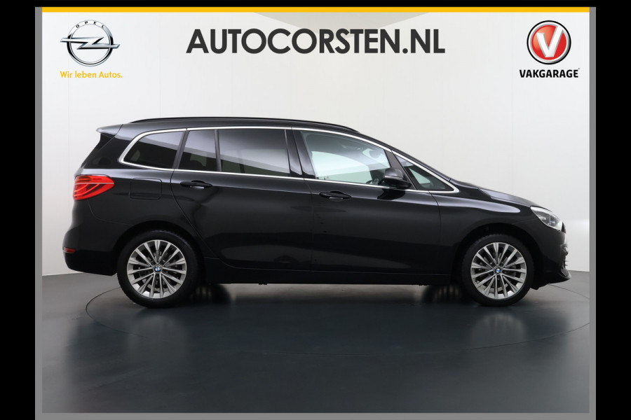 BMW 2 Serie Gran Tourer 216i-T 7-Pers. Leer Trekhaak Navi-Plus Ecc Head-Up Display Camera Navi Ecc Pdc Cruise Control Luxury Line Business E Stoelverwarming Elek.Achterklep Privacy Glas Led Lmv 17" Origineel Nederlandse Auto met plaats voor 7 personen! € 45.000,- nieuw