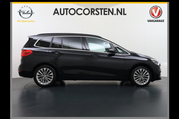 BMW 2 Serie Gran Tourer 216i-T 7-Pers. Leer Trekhaak Navi-Plus Ecc Head-Up Display Camera Navi Ecc Pdc Cruise Control Luxury Line Business E Stoelverwarming Elek.Achterklep Privacy Glas Led Lmv 17" Origineel Nederlandse Auto met plaats voor 7 personen! € 45.000,- nieuw