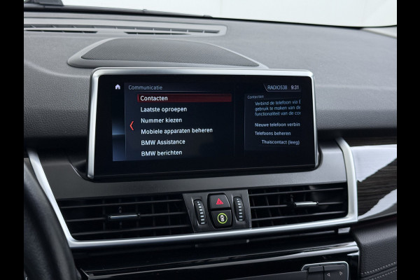 BMW 2 Serie Gran Tourer 216i-T 7-Pers. Leer Trekhaak Navi-Plus Ecc Head-Up Display Camera Navi Ecc Pdc Cruise Control Luxury Line Business E Stoelverwarming Elek.Achterklep Privacy Glas Led Lmv 17" Origineel Nederlandse Auto met plaats voor 7 personen! € 45.000,- nieuw