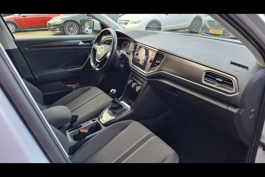 Volkswagen T-Roc 1.0 TSI Style ADAPTIVE CRUISE|PDC|LMV