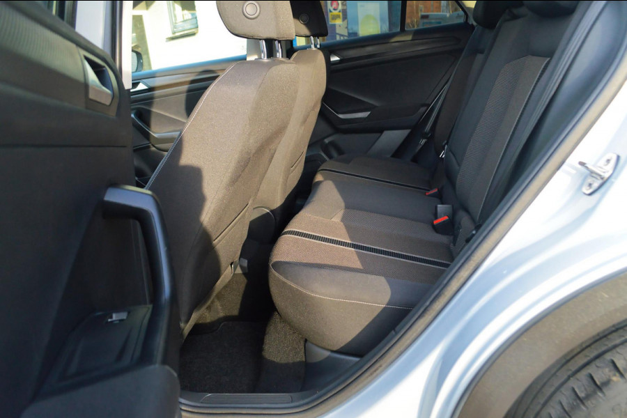 Volkswagen T-Roc 1.0 TSI Style ADAPTIVE CRUISE|PDC|LMV